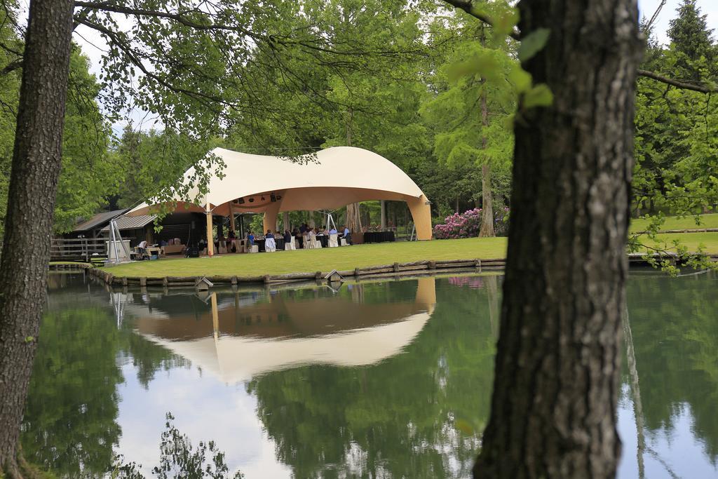 Elegans Hotel Brdo Kranj Extérieur photo